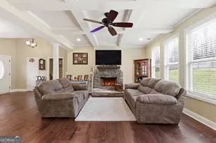 130 Maple Dr, Commerce, GA 30529 - Photo 5