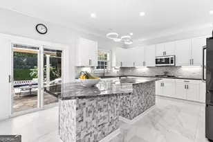 575 St Regis Ln, Johns Creek, GA 30022 - Photo 11