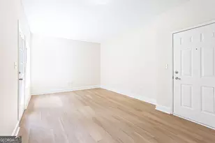 1075 Peachtree Walk NE, Atlanta, GA 30309 - Photo 3