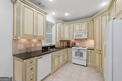 1340 Eryn Circle, Suwanee, GA 30024 - Photo 51