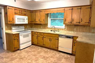 398 Taylors Chapel Rd, Rabun Gap, GA 30568 - Photo 17