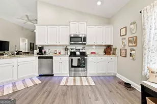 241 Magnolia Villas Dr, Cornelia, GA 30531 - Photo 19