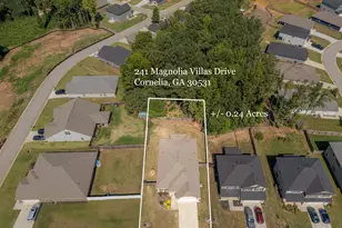 241 Magnolia Villas Dr, Cornelia, GA 30531 - Photo 3