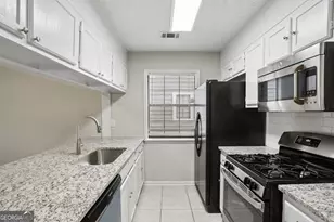 819 Arbor Hill Dr, Stone Mountain, GA 30088 - Photo 13