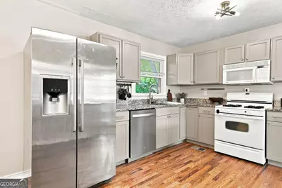 1960 Frank Lane SE, Marietta, GA 30060 - Photo 13