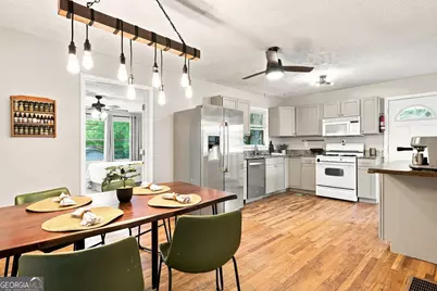 1960 Frank Lane SE, Marietta, GA 30060 - Photo 11