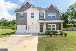 111 Cornfield Cir, Perry, GA 31069 - Photo 1