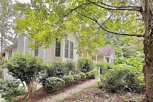 439 Abbington Ln, Douglasville, GA 30134 - Photo 3