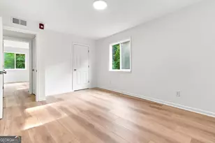 5095 Roswell Rd, Sandy Springs, GA 30342 - Photo 23