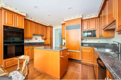 750 Park Avenue NE #21E, Atlanta, GA 30326 - Photo 9