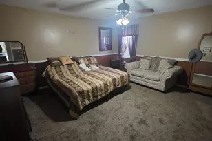 227 Colonial Dr, Baxley, GA 31513 - Photo 11