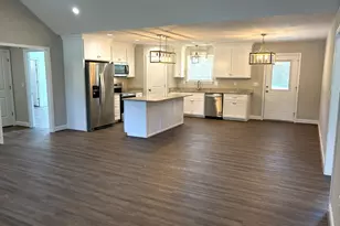 221 Buckingham Parc Cir, East Dublin, GA 31027 - Photo 3