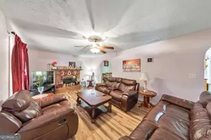 1675 Round Rd, Grayson, GA 30017 - Photo 3
