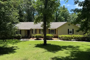 135 Kennesaw Dr, Thomaston, GA 30286 - Photo 1