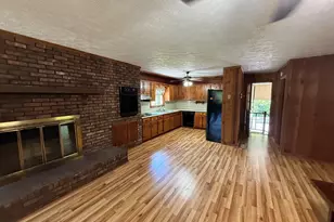 135 Kennesaw Dr, Thomaston, GA 30286 - Photo 5