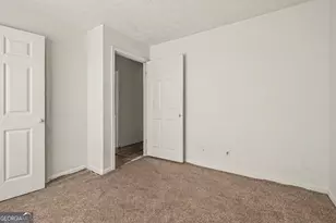 2202 Fairington Village Dr, Lithonia, GA 30038 - Photo 13