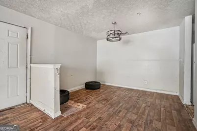 2202 Fairington Village Drive, Lithonia, GA 30038 - Photo 5