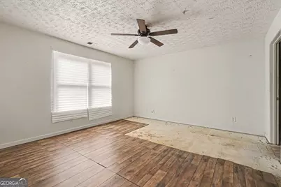 2202 Fairington Village Drive, Lithonia, GA 30038 - Photo 15