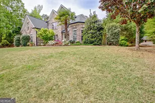374 Persimmon Dr, Sharpsburg, GA 30277 - Photo 3