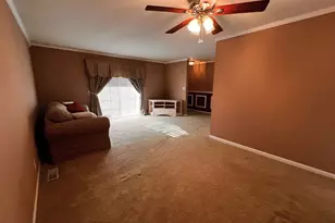 108 Skyline Dr, Barnesville, GA 30204 - Photo 13