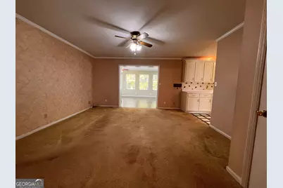 108 Skyline Drive, Barnesville, GA 30204 - Photo 9