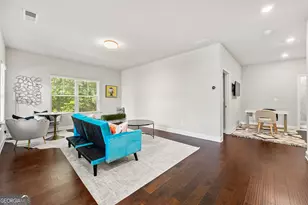 985 Shelnutt Dr, Marietta, GA 30060 - Photo 9