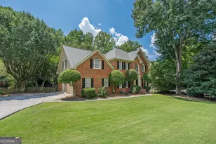 5535 Grove Point Rd, Johns Creek, GA 30022 - Photo 3