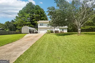 52 Aspen Lake Trce, Newnan, GA 30263 - Photo 1