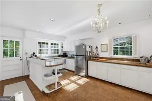 4715 Ridgeview Rd, Dunwoody, GA 30338 - Photo 13