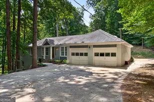 415 Forest Hills Dr, Sandy Springs, GA 30342 - Photo 3