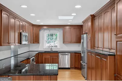 415 Forest Hills Drive, Sandy Springs, GA 30342 - Photo 13