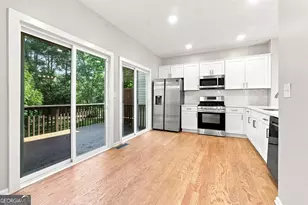 3684 Lantern Walk Ln, Scottdale, GA 30079 - Photo 15