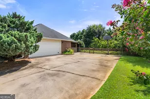 110 Orchard Crest Ln, Bonaire, GA 31005 - Photo 5