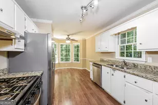 3801 Stonewall Dr NW, Kennesaw, GA 30152 - Photo 13