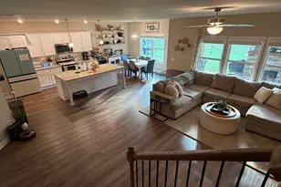 355 Webb Mdws Dr, Jefferson, GA 30549 - Photo 9
