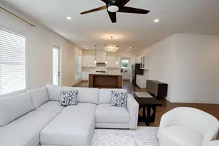 6725 Dahlgren Ct, Cumming, GA 30028 - Photo 3