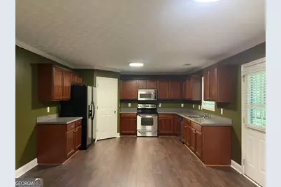 5861 Fairington Farms Lane, Lithonia, GA 30038 - Photo 7