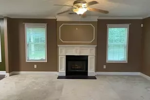 5861 Fairington Farms Ln, Lithonia, GA 30038 - Photo 11