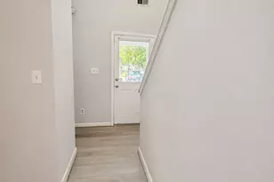 985 Oak St SW, Atlanta, GA 30310 - Photo 3