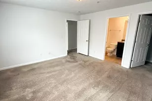 10201 Fairington Ridge Cir, Lithonia, GA 30038 - Photo 11