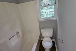 474 W Main St, Forsyth, GA 31029 - Photo 17