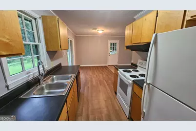 474 W Main Street, Forsyth, GA 31029 - Photo 13