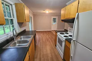 474 W Main St, Forsyth, GA 31029 - Photo 13