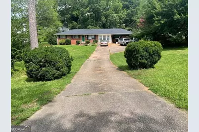 6067 Chattahoochee Street, Lula, GA 30554 - Photo 1