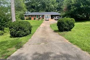 6067 Chattahoochee St, Lula, GA 30554 - Photo 1