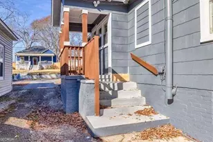 2506 Maple St, East Point, GA 30344 - Photo 5