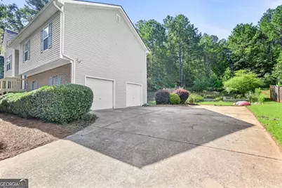 35 Hidden Brook Trail, Newnan, GA 30265 - Photo 3