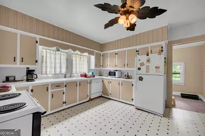 1404 W Main Street, Bowersville, GA 30516 - Photo 51
