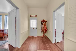 1404 W Main St, Bowersville, GA 30516 - Photo 17