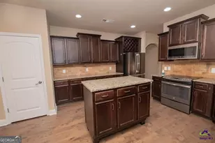 212 Chrisopher Luke Circle, Perry, GA 31069 - Photo 11